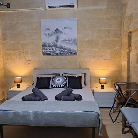 Lovely 1 Bedroom Apartment In The Heart Of Βαλέτα Εξωτερικό φωτογραφία
