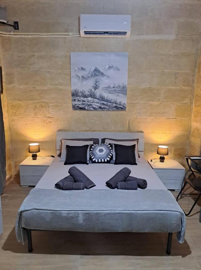 Lovely 1 Bedroom Apartment In The Heart Of Βαλέτα Εξωτερικό φωτογραφία